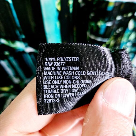 Worthington Women's L Tall Long Sleeve Abstract Button Up Black Blue Disco Top - Picture 7 of 7